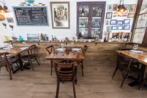 Comedor restaurante puerto arnela camariñas 25