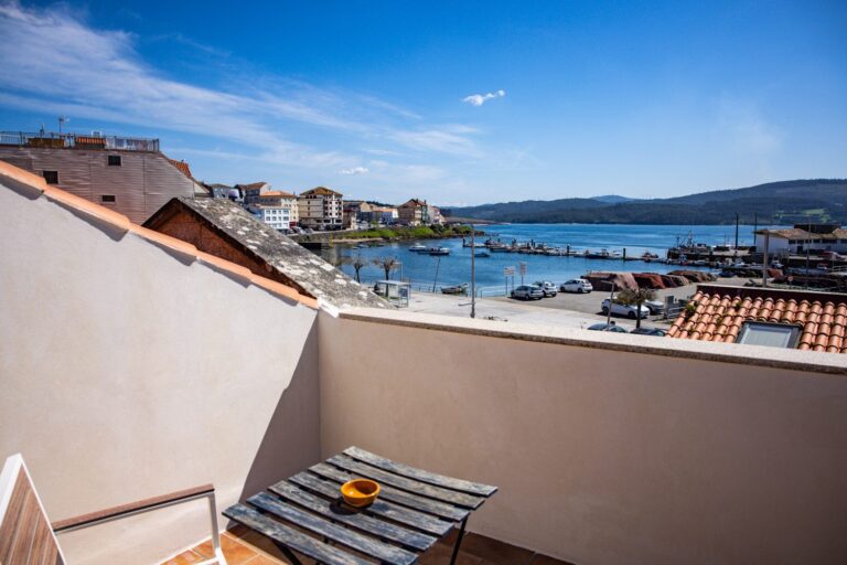 Sea views from a terrace 00002
